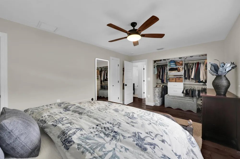 8 WINDSOR ROAD W Jupiter, FL 33469