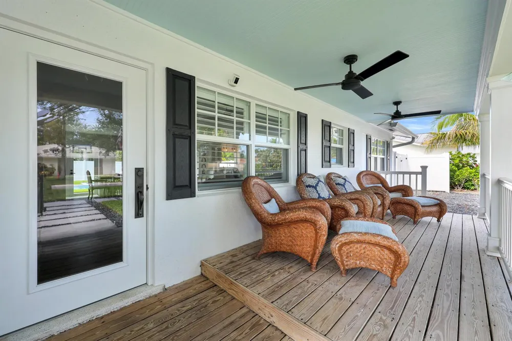 8 WINDSOR ROAD W Jupiter, FL 33469