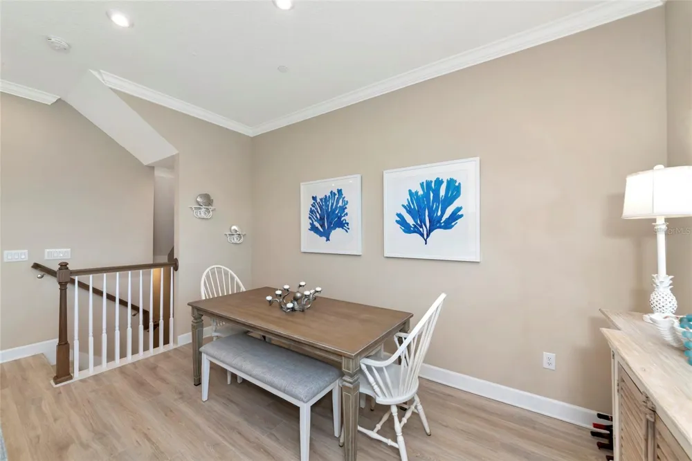 5589 CANNES CIRCLE #4-102 Sarasota, FL 34231