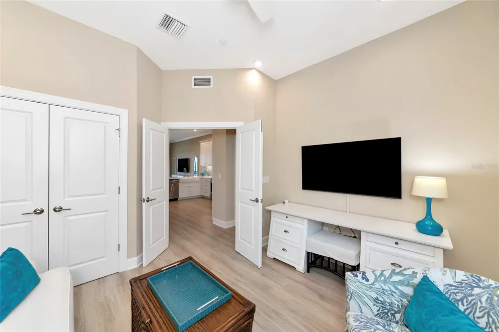 5589 CANNES CIRCLE #4-102 Sarasota, FL 34231