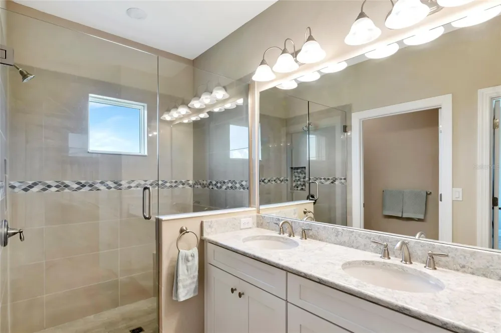 5589 CANNES CIRCLE #4-102 Sarasota, FL 34231