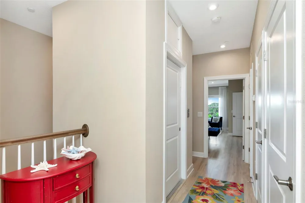 5589 CANNES CIRCLE #4-102 Sarasota, FL 34231