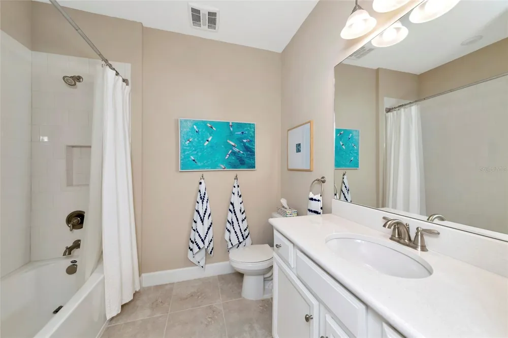 5589 CANNES CIRCLE #4-102 Sarasota, FL 34231