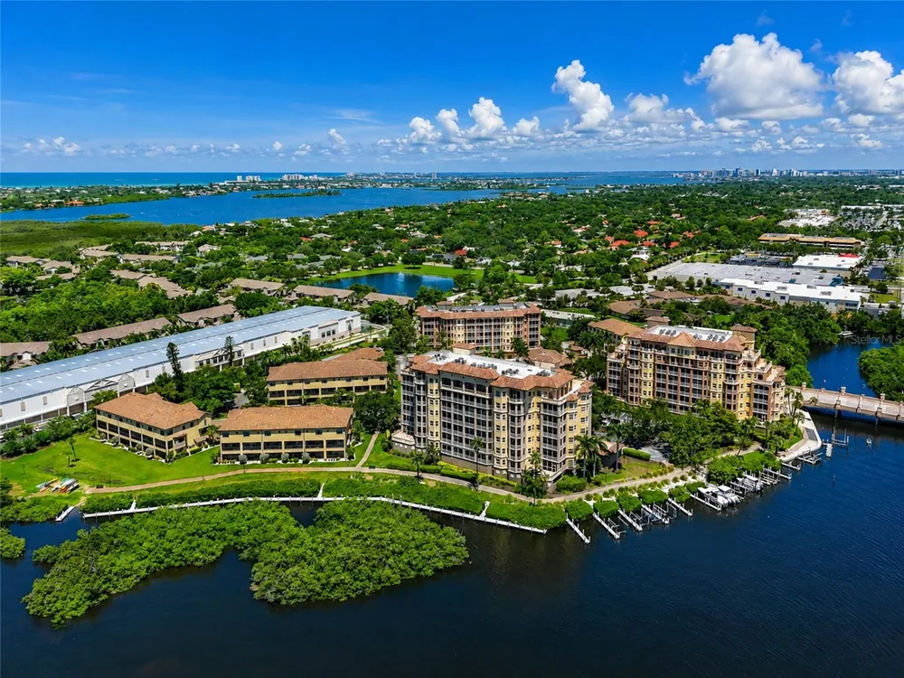 5589 CANNES CIRCLE #4-102 Sarasota, FL 34231