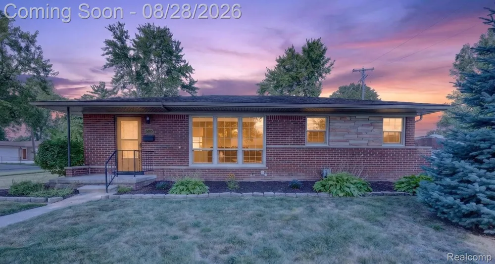 32115 Beacon Lane Fraser City, MI 48026