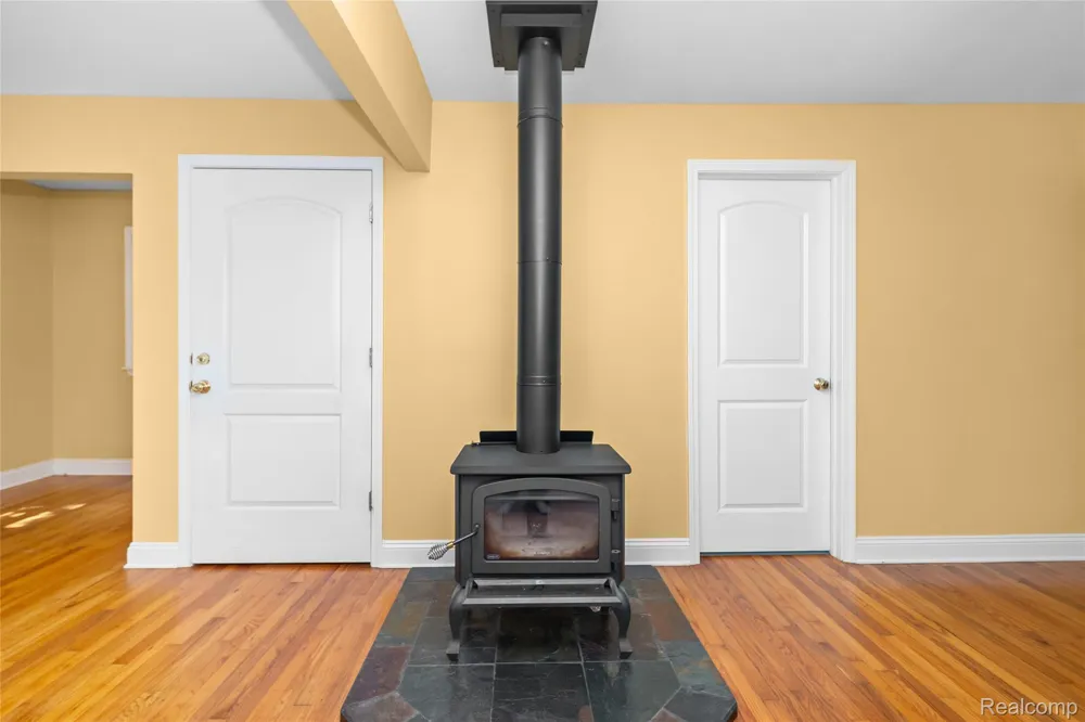 6464 Huron River Drive Scio Township, MI 48130