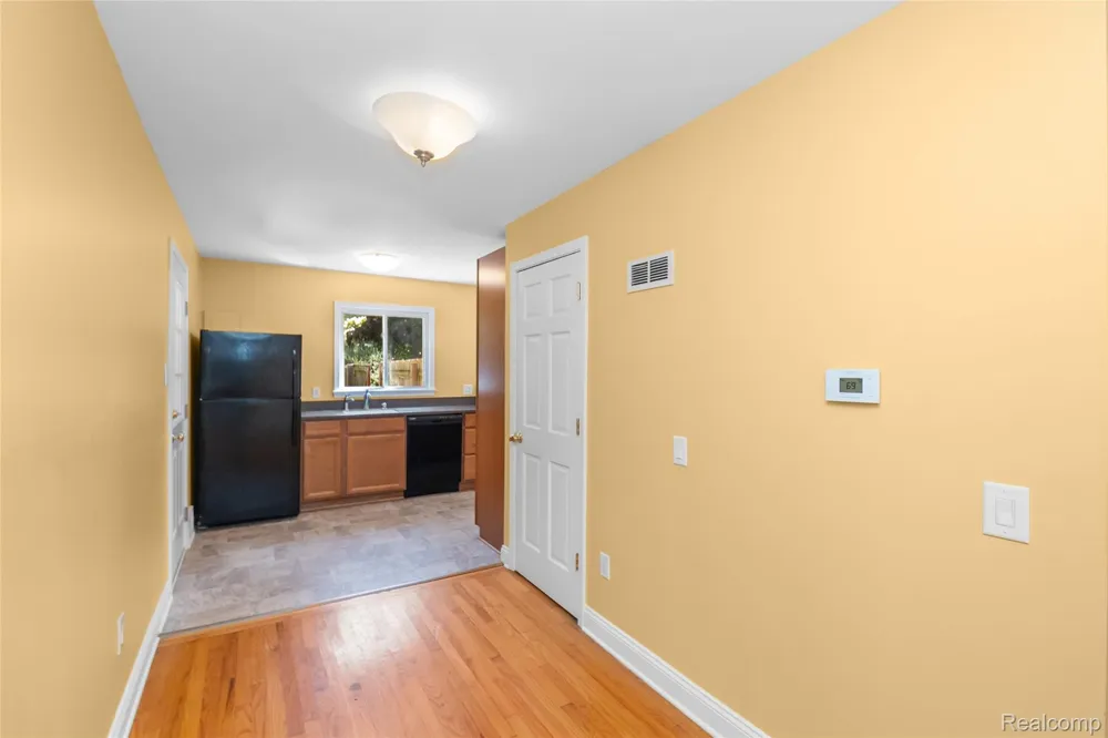 6464 Huron River Drive Scio Township, MI 48130