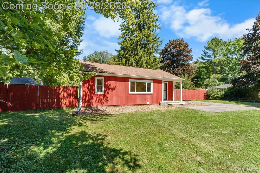 6464 Huron River Drive Scio Township, MI 48130