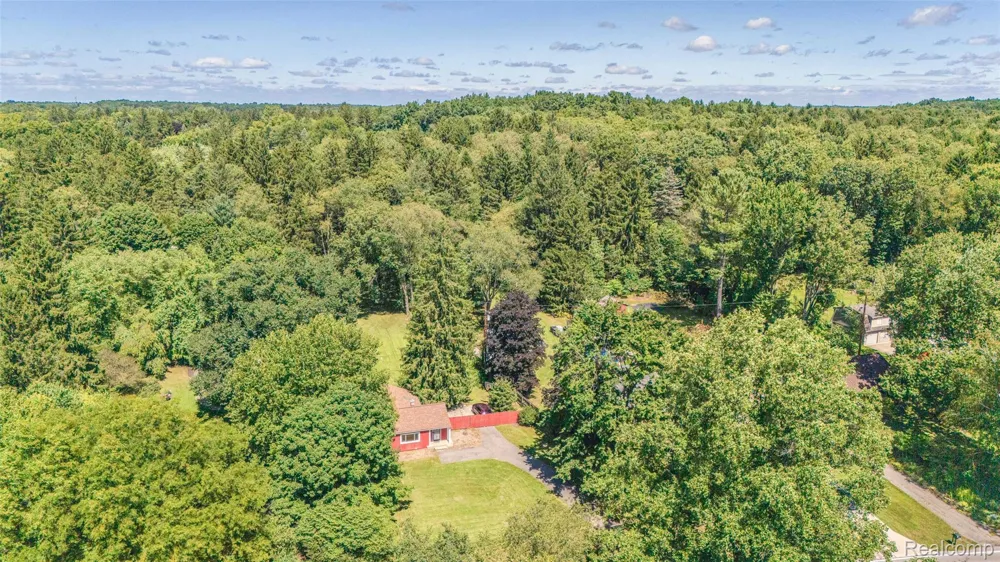 6464 Huron River Drive Scio Township, MI 48130