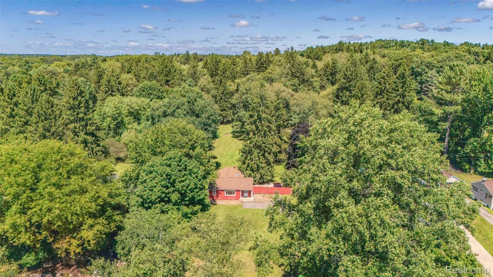 6464 Huron River Drive Scio Township, MI 48130