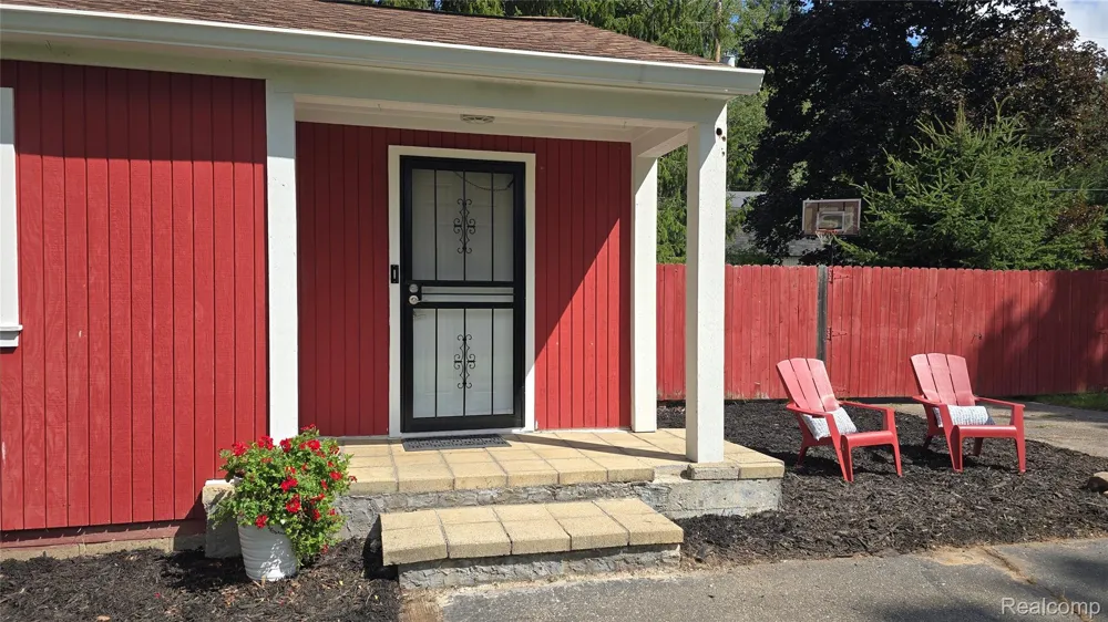 6464 Huron River Drive Scio Township, MI 48130