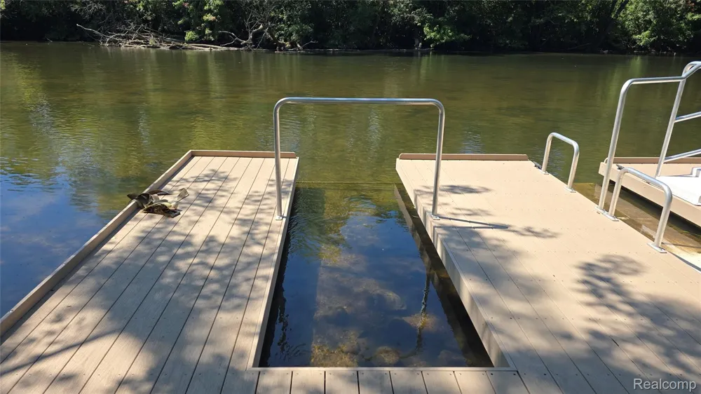6464 Huron River Drive Scio Township, MI 48130