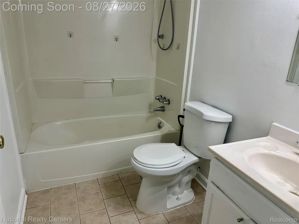 2057 W FRANKLIN DRIVE #41 Canton Charter Township, MI 48187