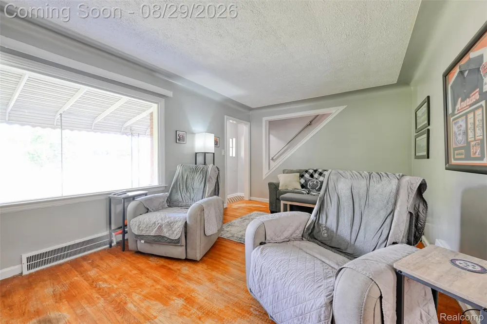 37899 Hayes Road Sterling Heights City, MI 48313