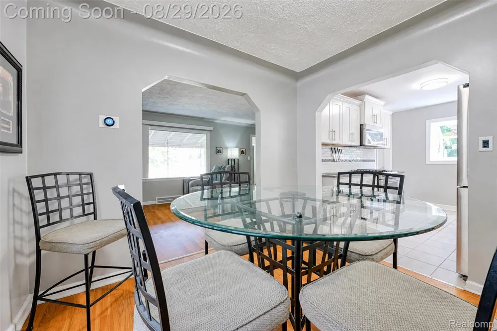 37899 Hayes Road Sterling Heights City, MI 48313
