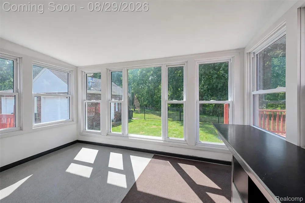 37899 Hayes Road Sterling Heights City, MI 48313