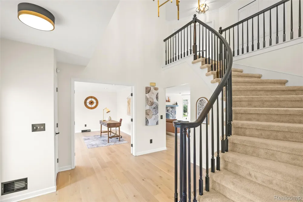 8828 Grace Street Shelby Charter Township, MI 48317