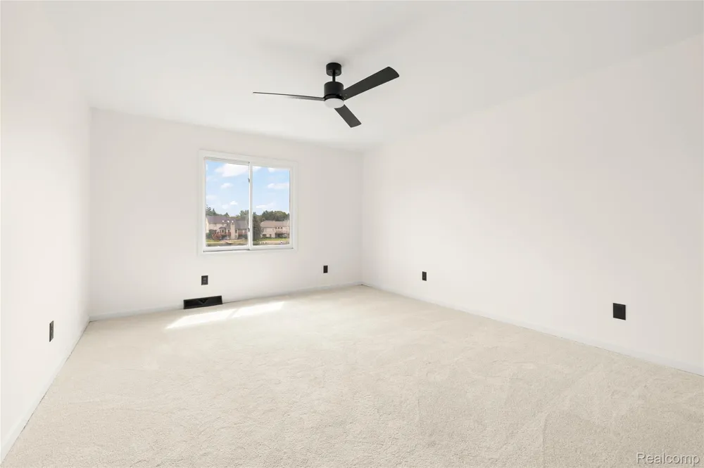 8828 Grace Street Shelby Charter Township, MI 48317
