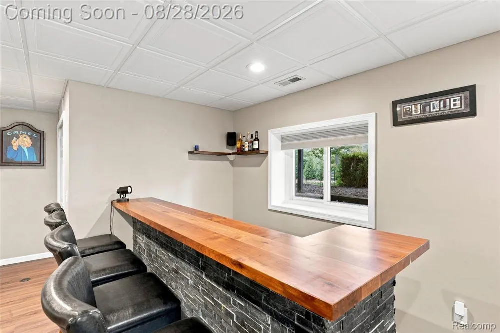 2048 Grace Avenue Rochester Hills City, MI 48309