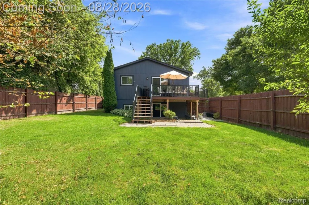 2048 Grace Avenue Rochester Hills City, MI 48309