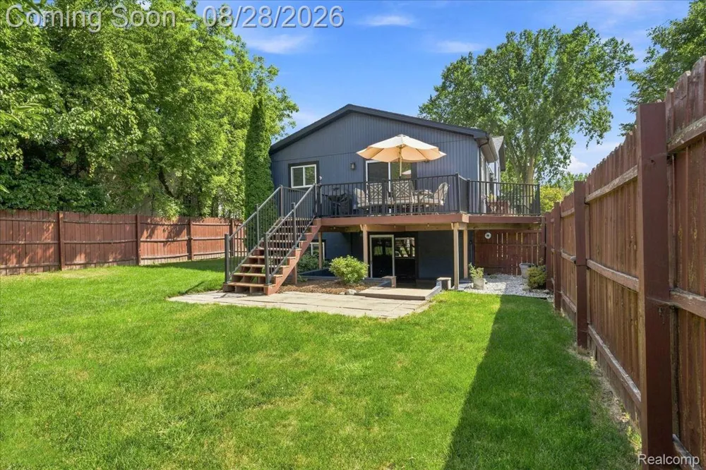 2048 Grace Avenue Rochester Hills City, MI 48309