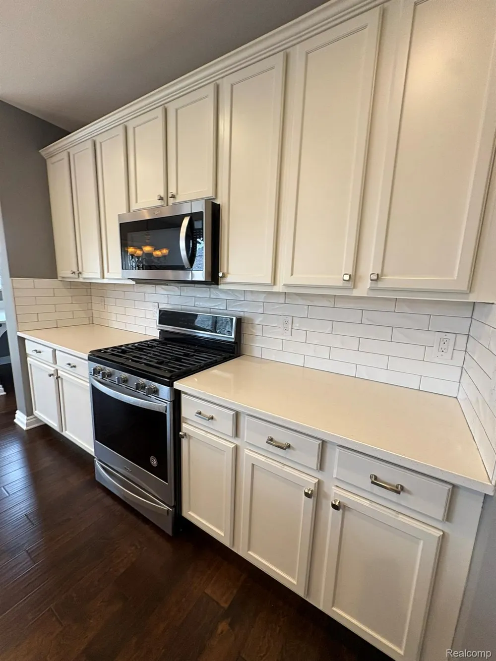16308 Adelaide Drive Macomb Township, MI 48044