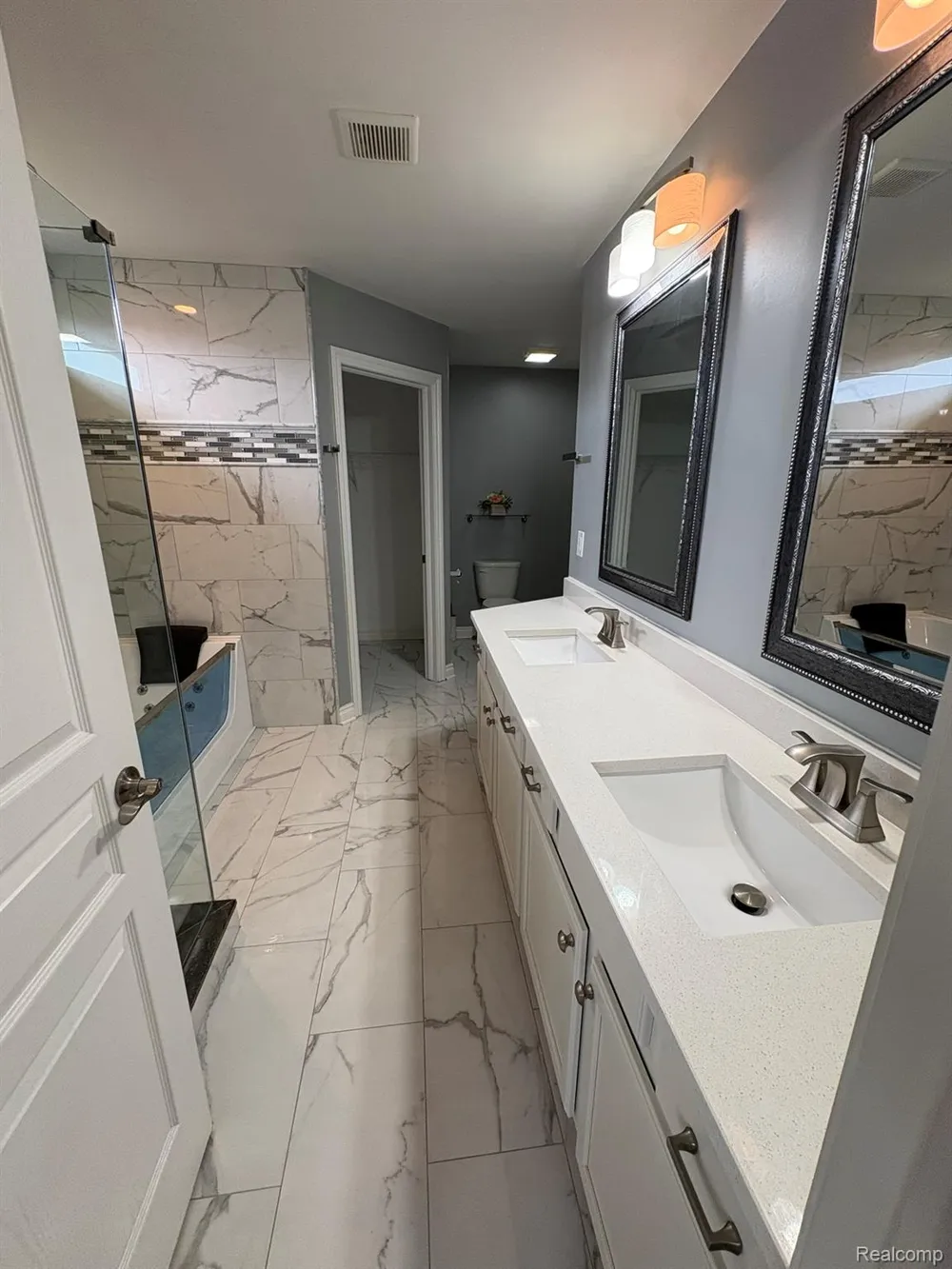 16308 Adelaide Drive Macomb Township, MI 48044