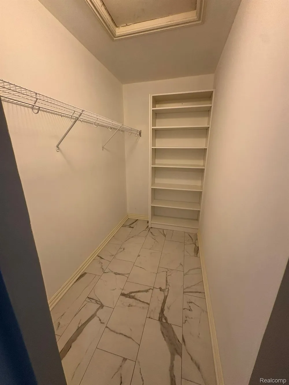 16308 Adelaide Drive Macomb Township, MI 48044