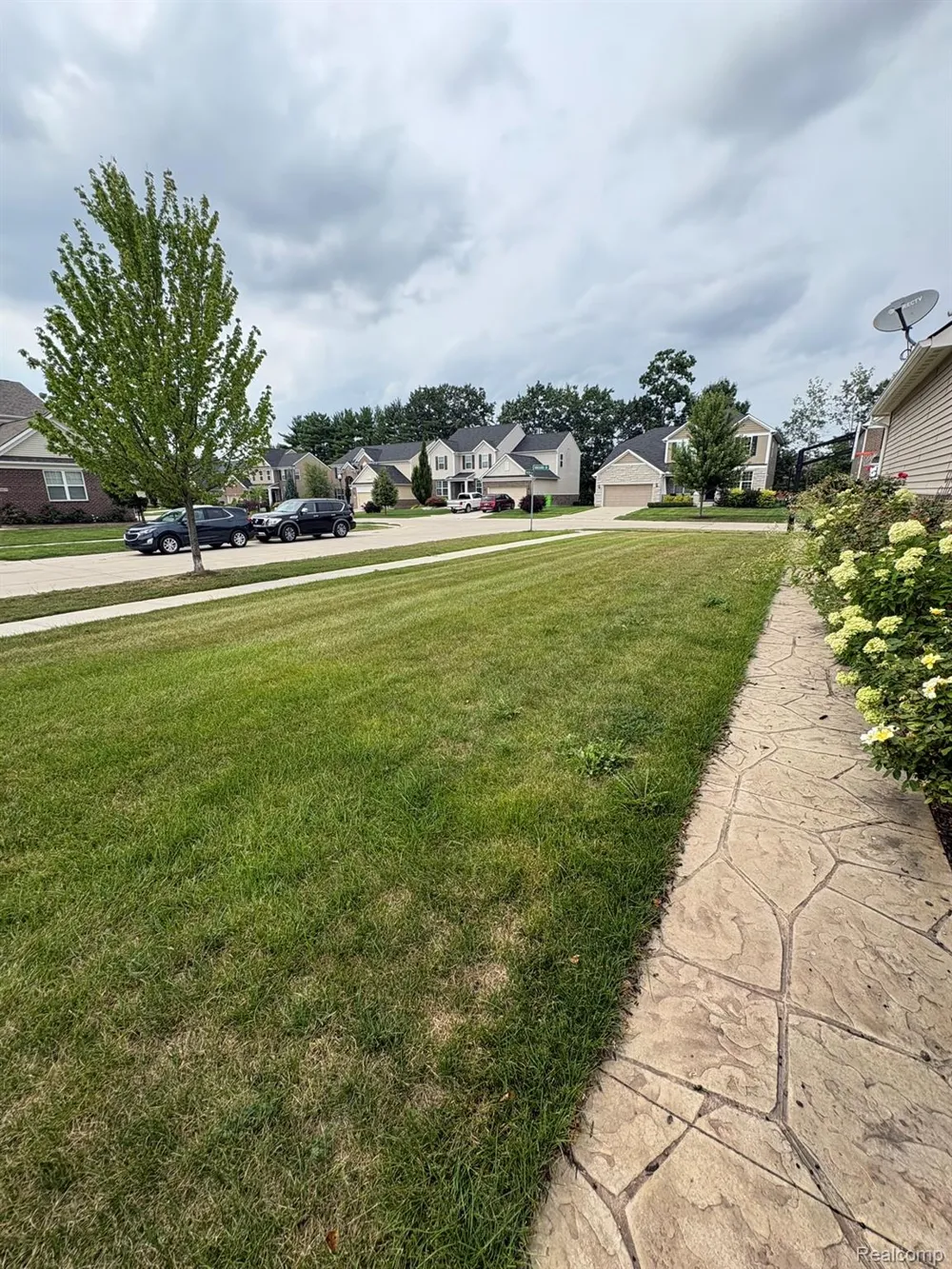 16308 Adelaide Drive Macomb Township, MI 48044