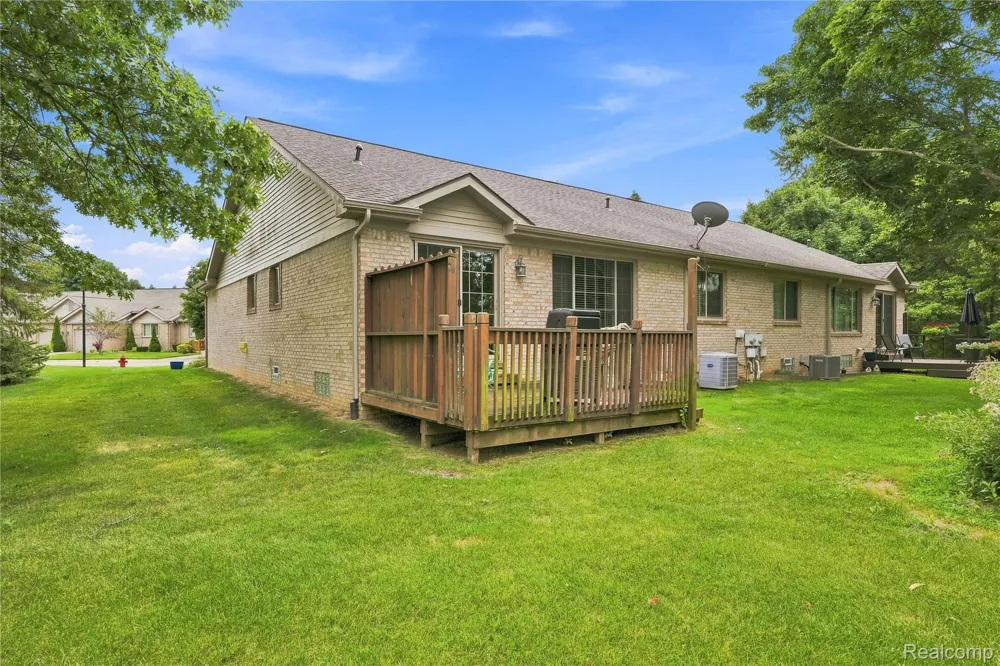 22240 Quail Run Circle #2 South Lyon City, MI 48178