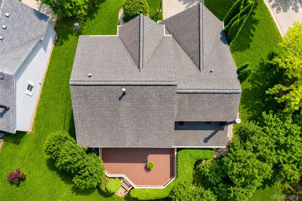 47370 Scarlet Drive Novi City, MI 48374
