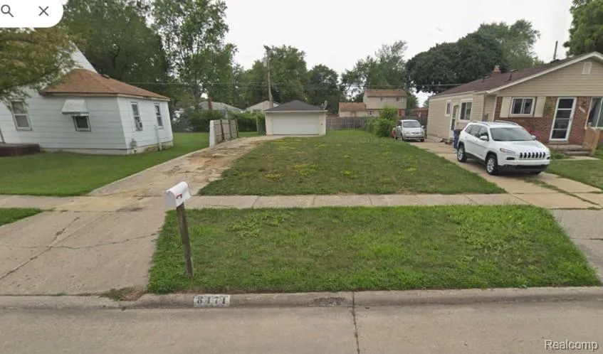 8471 Fremont Street Westland City, MI 48185