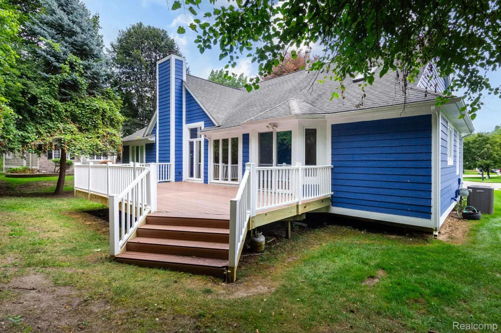 3387 Henley Court Rochester Hills City, MI 48309