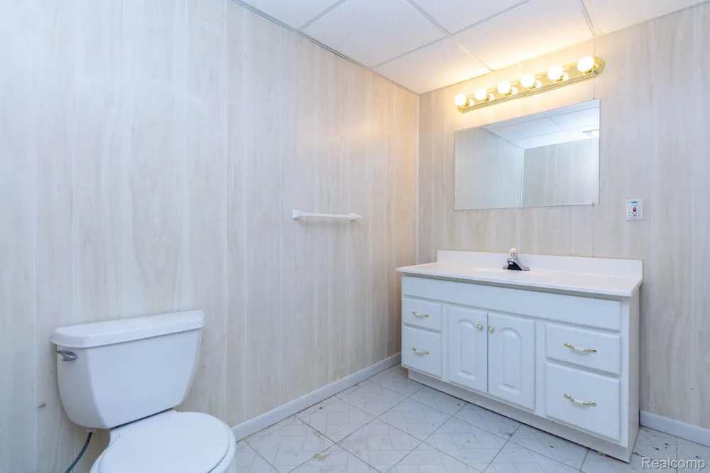3387 Henley Court Rochester Hills City, MI 48309