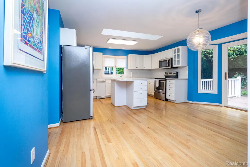 3387 Henley Court Rochester Hills City, MI 48309