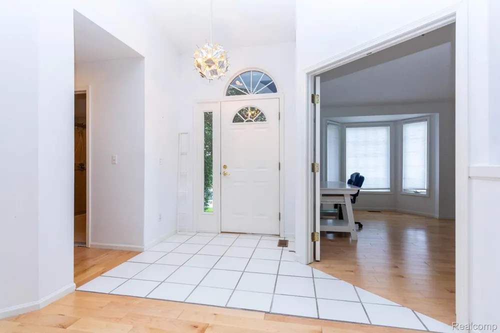 3387 Henley Court Rochester Hills City, MI 48309