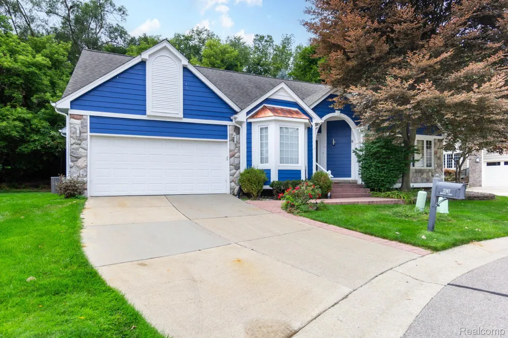3387 Henley Court Rochester Hills City, MI 48309