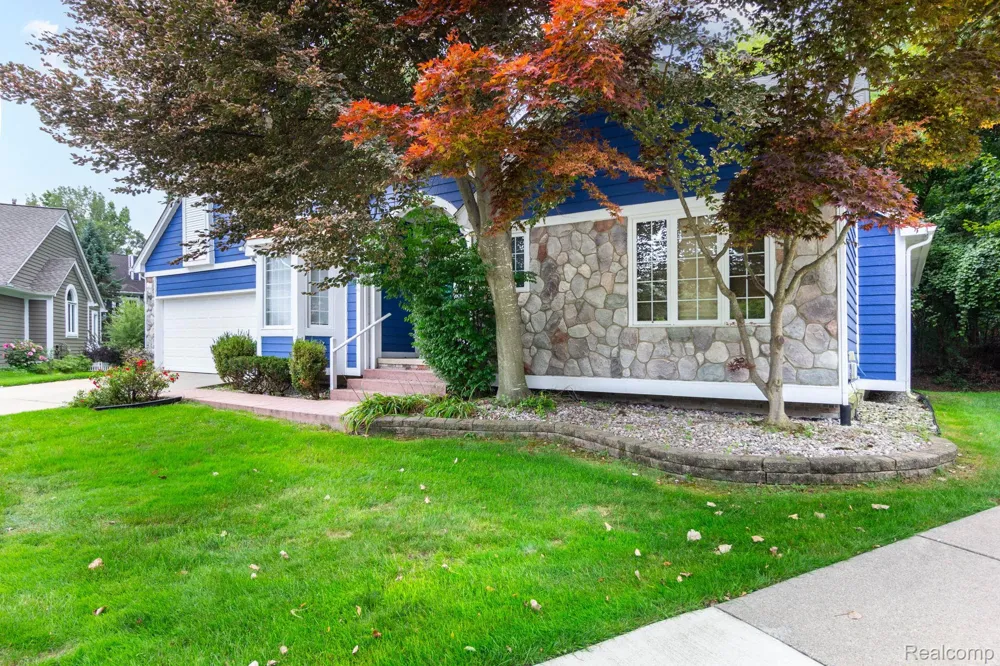 3387 Henley Court Rochester Hills City, MI 48309