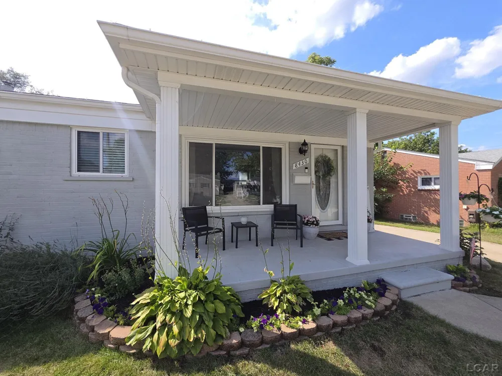8430 BIRCH STREET Taylor City, MI 48180
