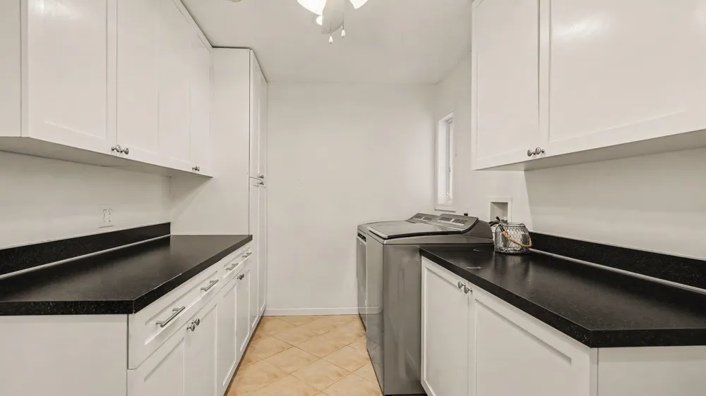230 W Deerfield Road Deerfield Township, MI 48858