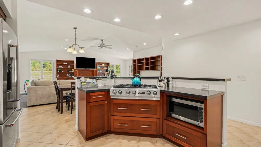 230 W Deerfield Road Deerfield Township, MI 48858