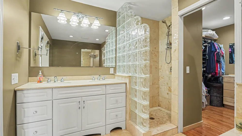 230 W Deerfield Road Deerfield Township, MI 48858