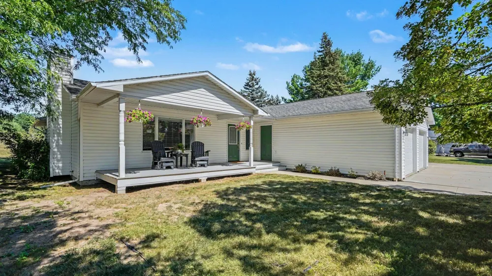 230 W Deerfield Road Deerfield Township, MI 48858