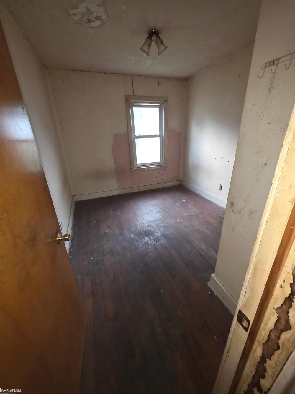 1404 Grant Avenue Lincoln Park City, MI 48146