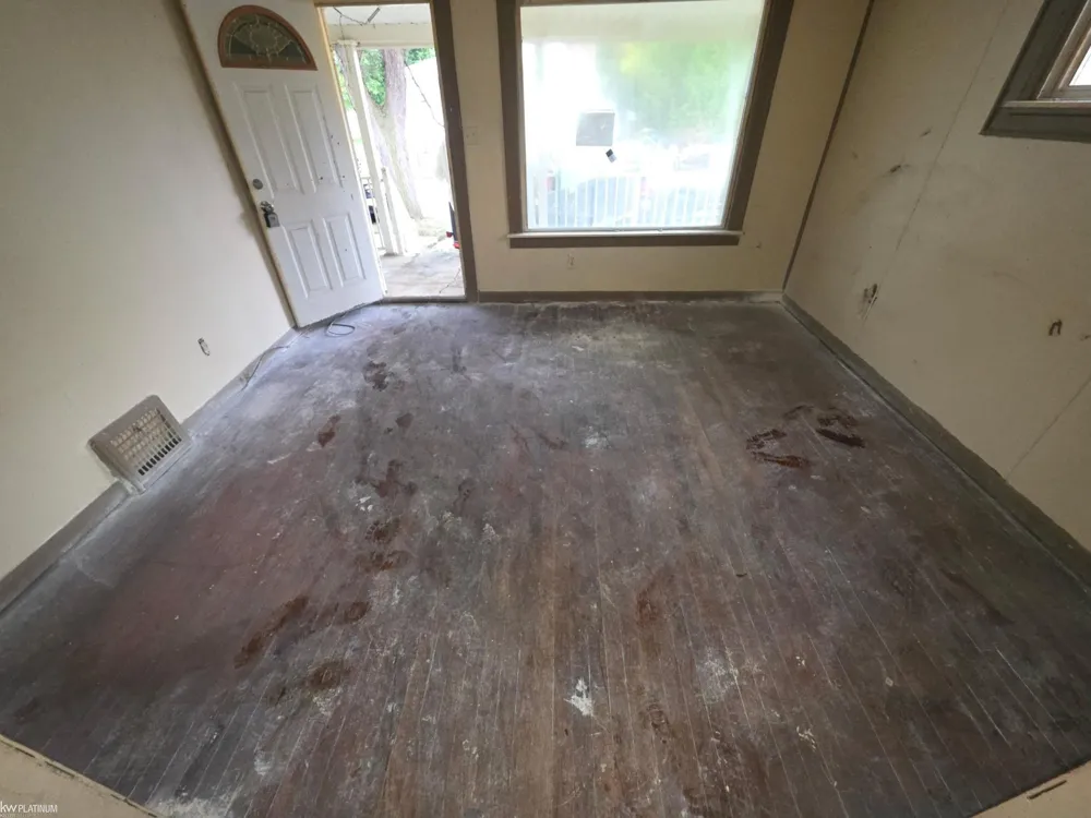 1404 Grant Avenue Lincoln Park City, MI 48146