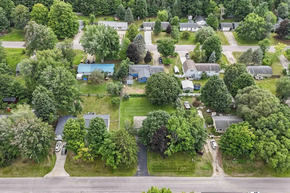 4285 Manor Wood Drive Blair Township, MI 49685