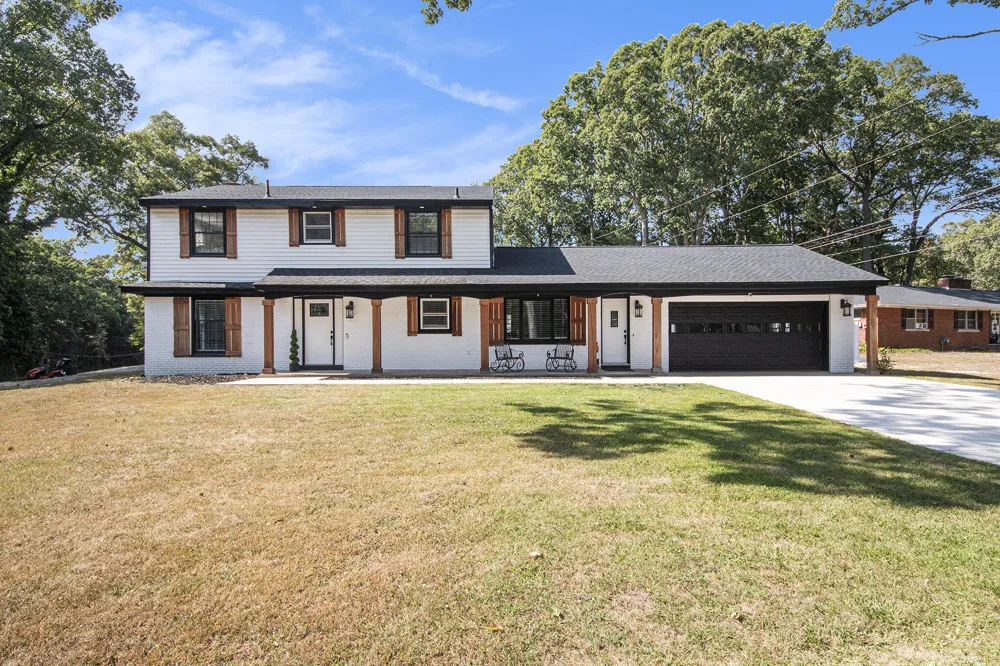 4085 Quainton Road Norton Shores City, MI 49441
