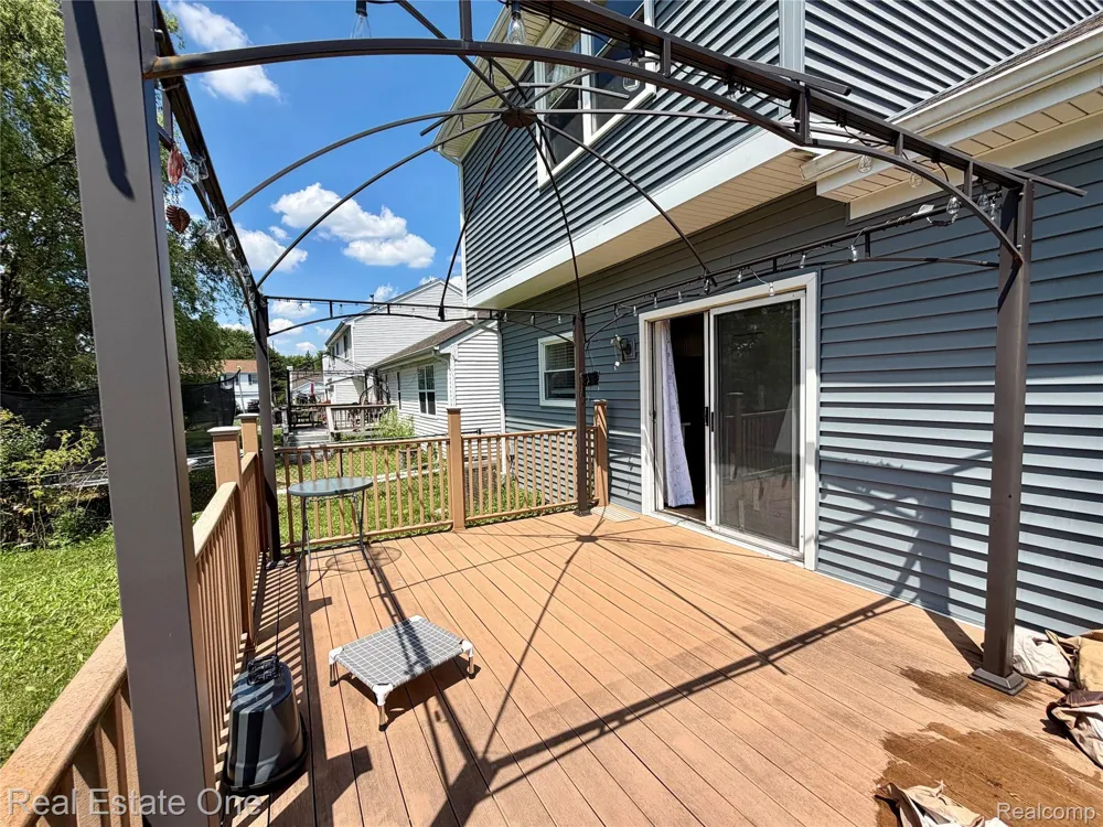 1930 Alexander Drive Westland City, MI 48186