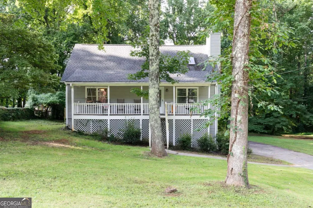 844 Hardy CIR Dallas, GA 30157