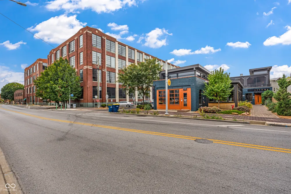 630 College Avenue #201 Indianapolis, IN 46204